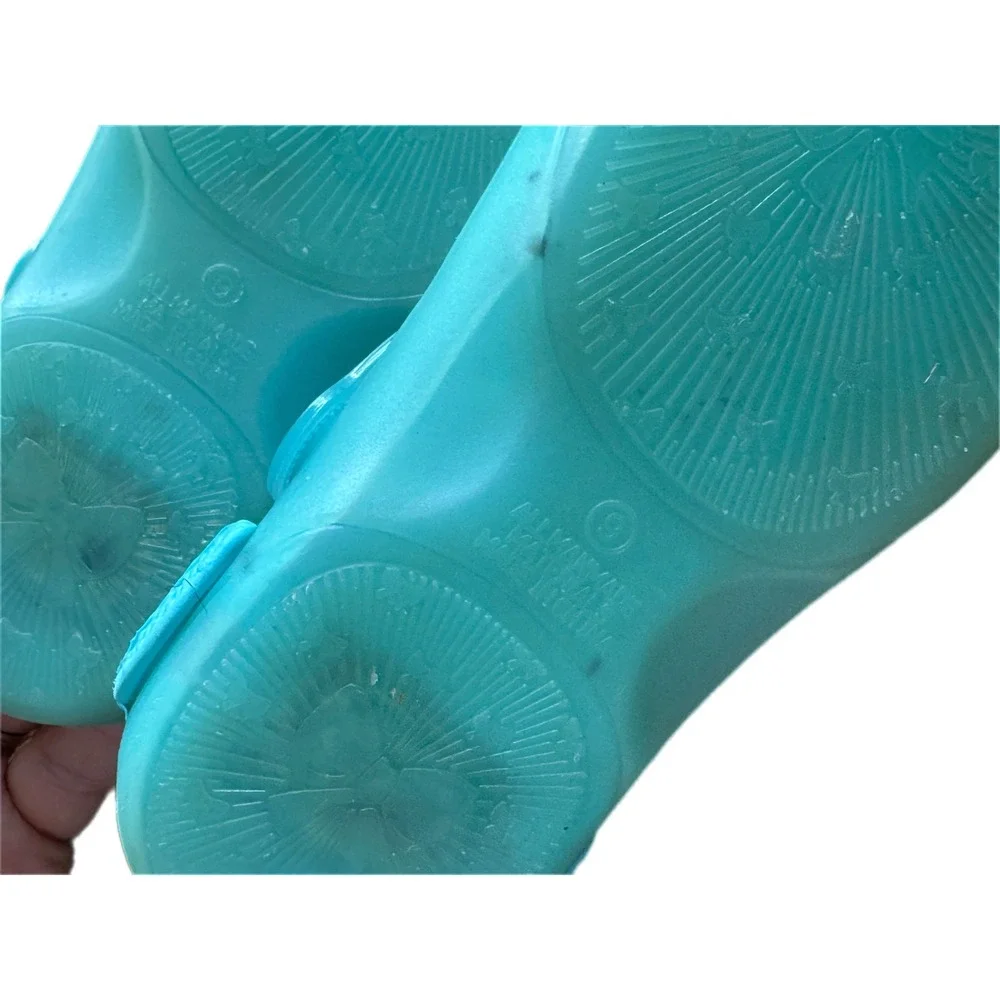Kidgets Jelly Mary Jane Kids Size 9 Turquoise Excellent Heart Cutout Water Shoes